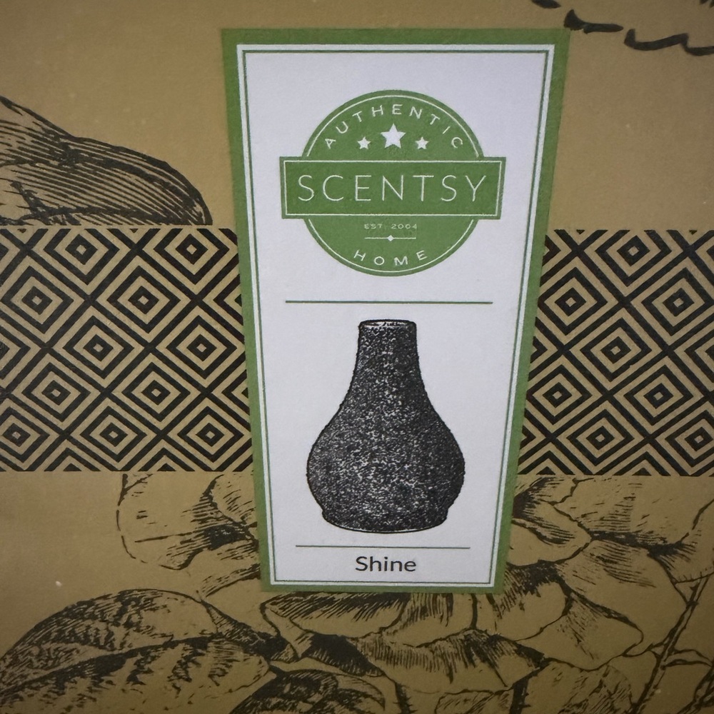 Scentsy Shine Shade Only  — Black Pebble Finish